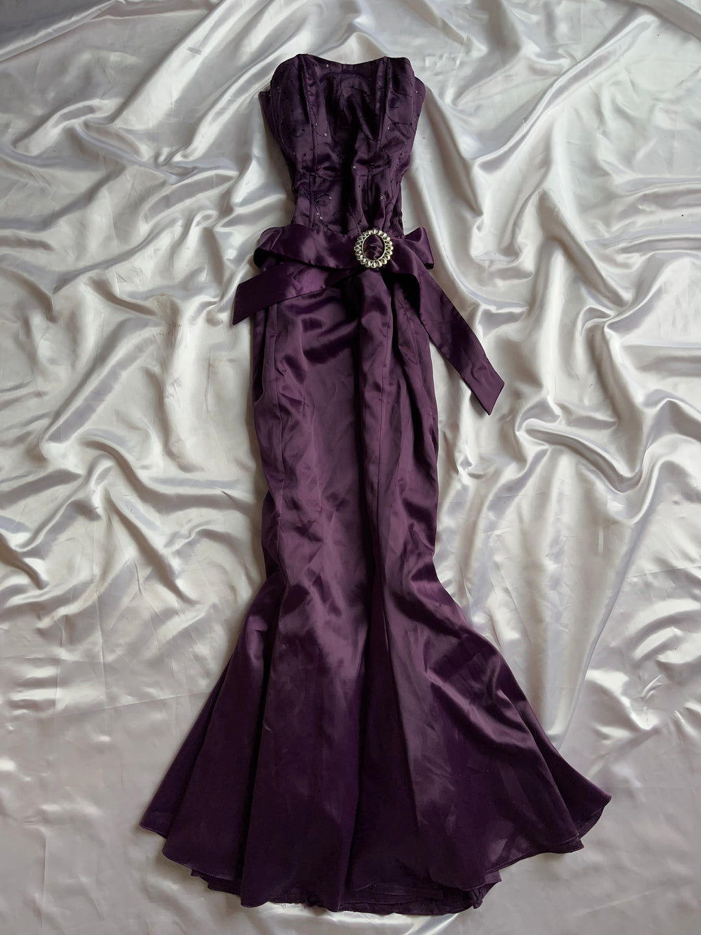 Mermaid 2000s style dark purple dress