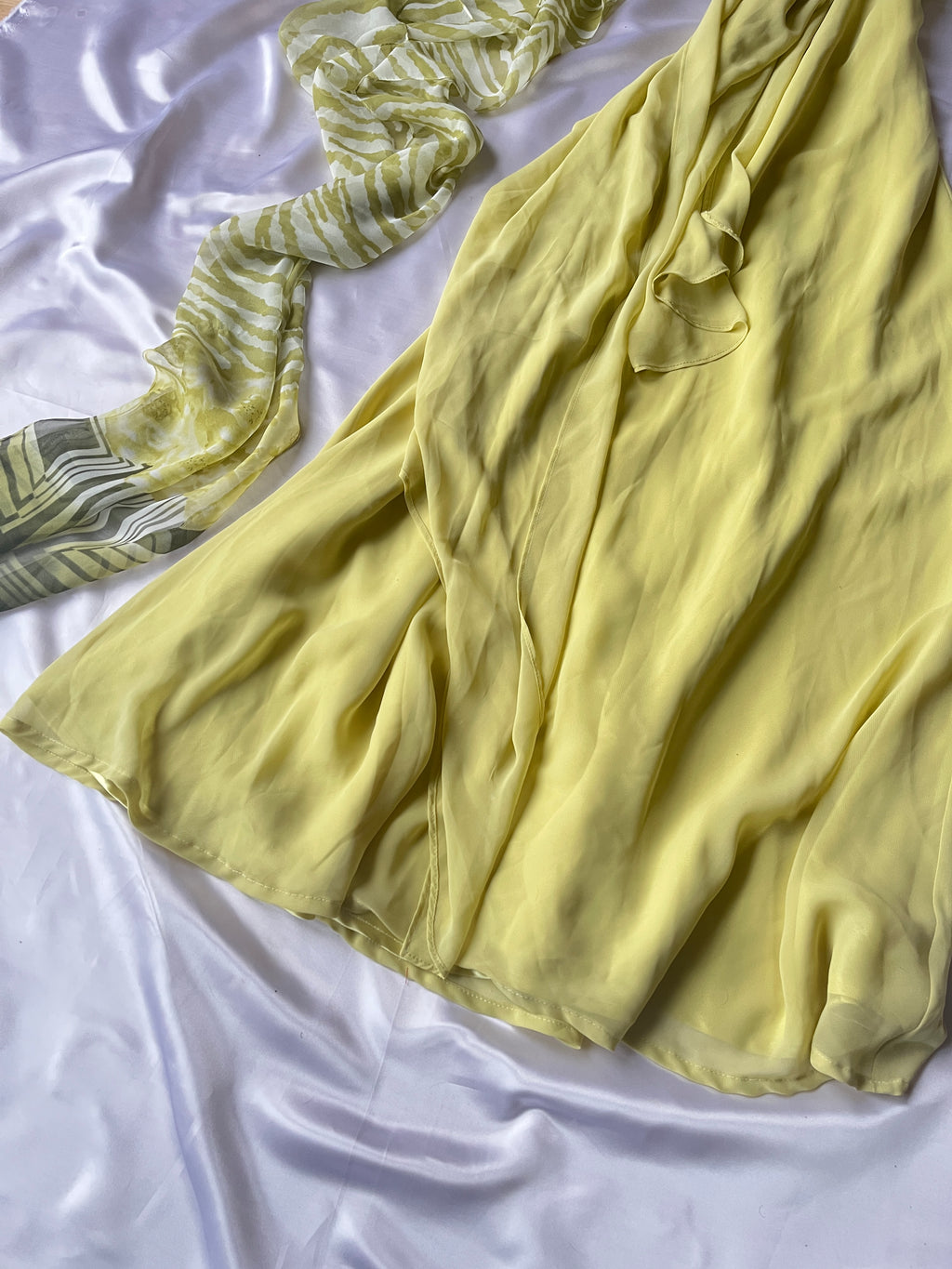 Light Elegant Princesses Tiana style yellow Dress + FREE Matching Scarf