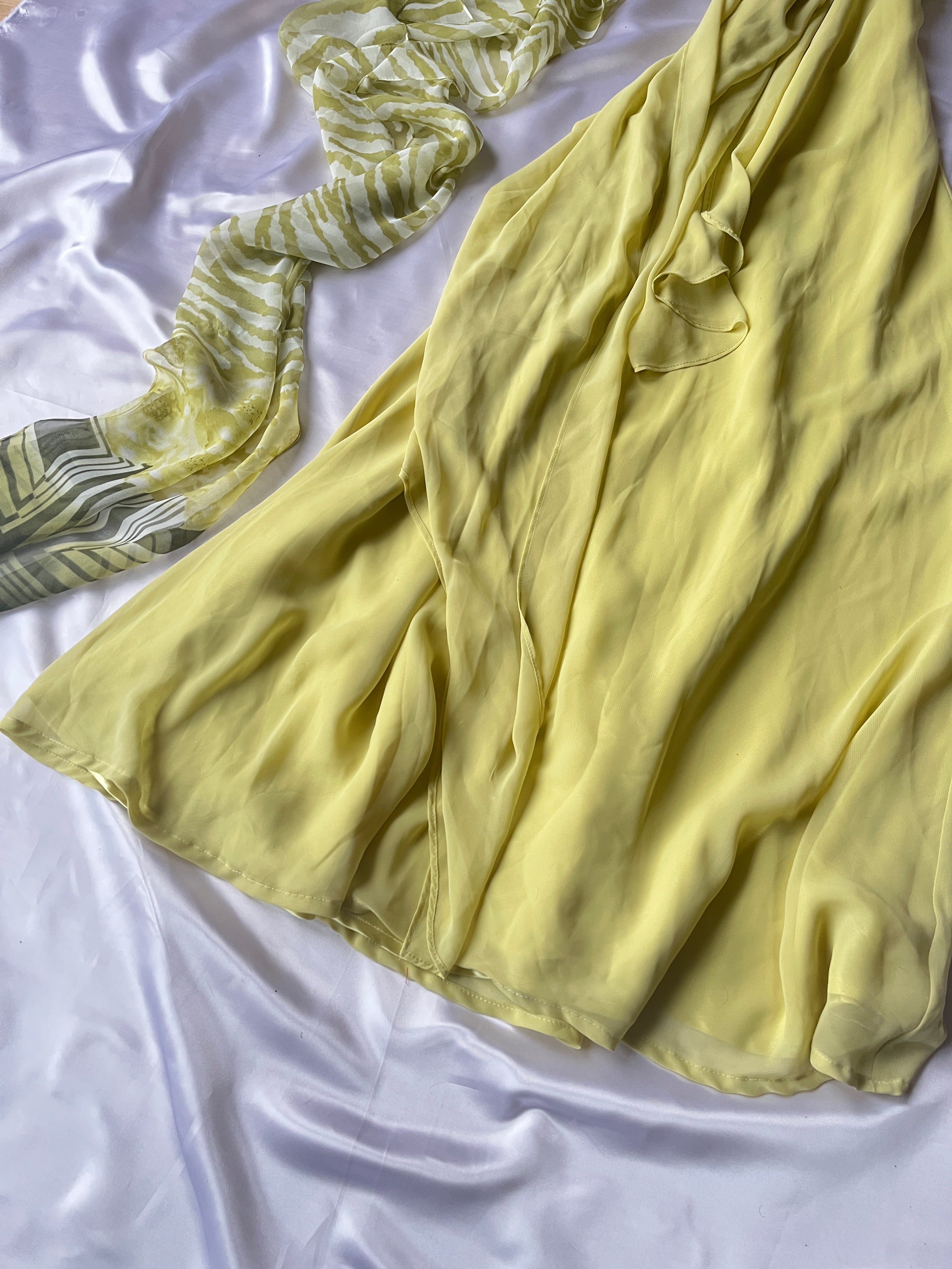 Light Elegant Princesses Tiana style yellow Dress + FREE Matching Scarf