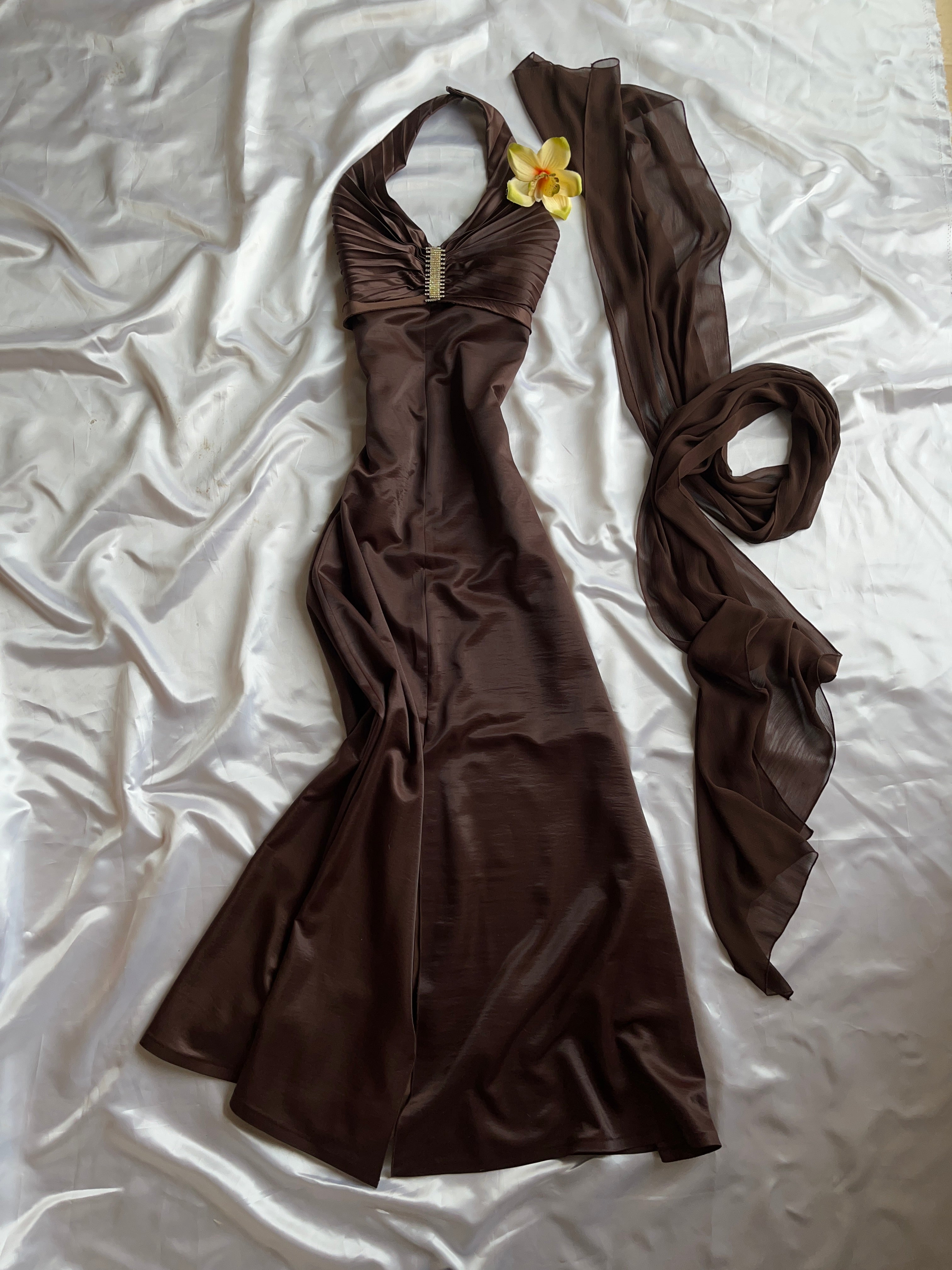 Brown 90s dress with matching brown scarf