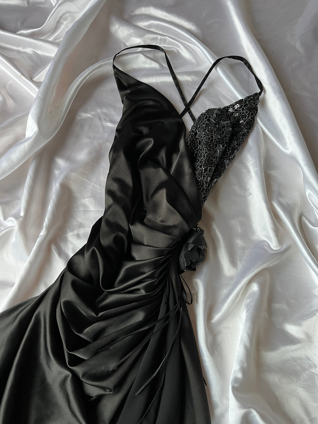 Black elegant flower pattern dress + FREE scarf