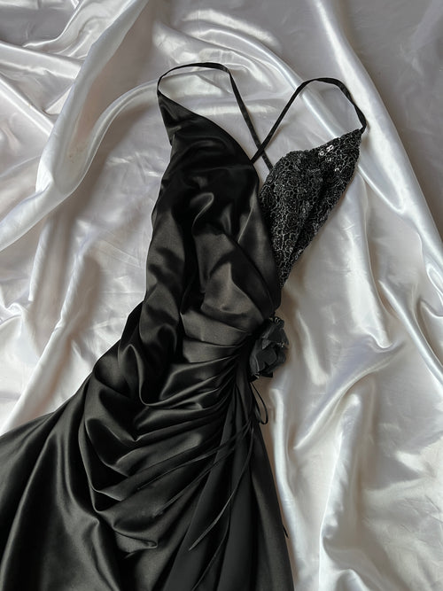 Black elegant flower pattern dress + FREE scarf