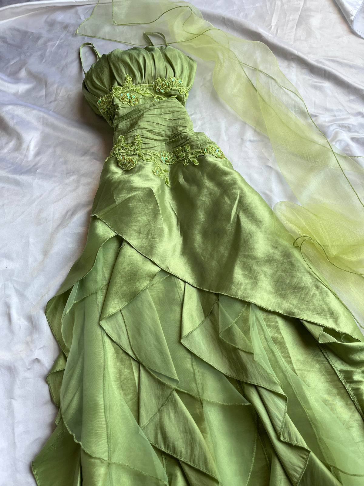 Glowing Water Lily gown + matching Shawl