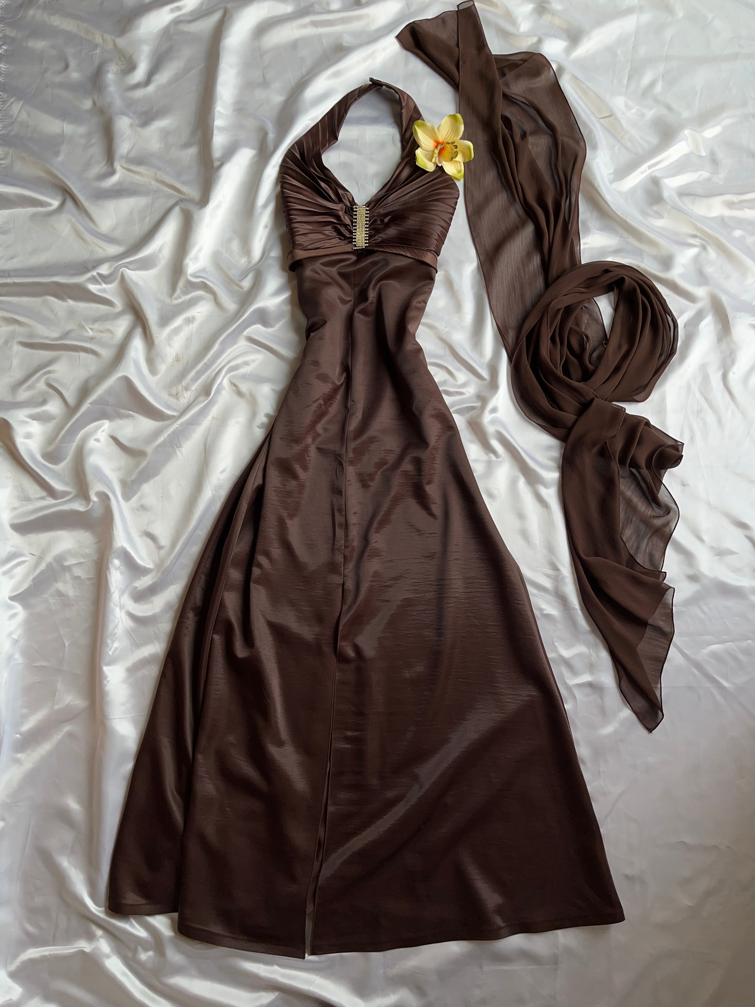 Brown 90s dress with matching brown scarf