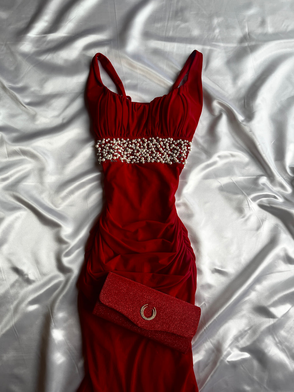 Burgundy Peral formal elegant detailed dress + matching sparkling red purse