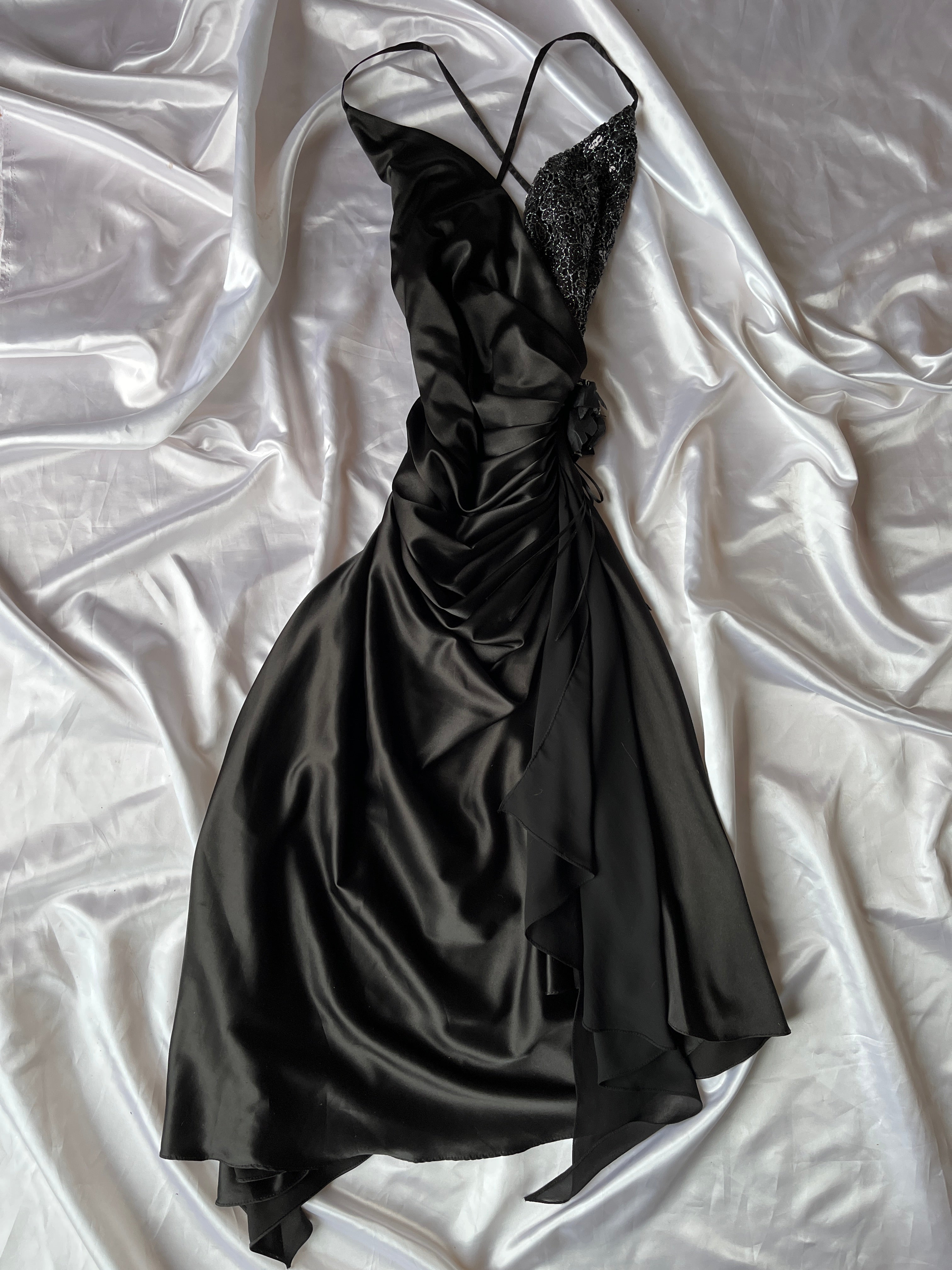 Black elegant flower pattern dress + FREE scarf