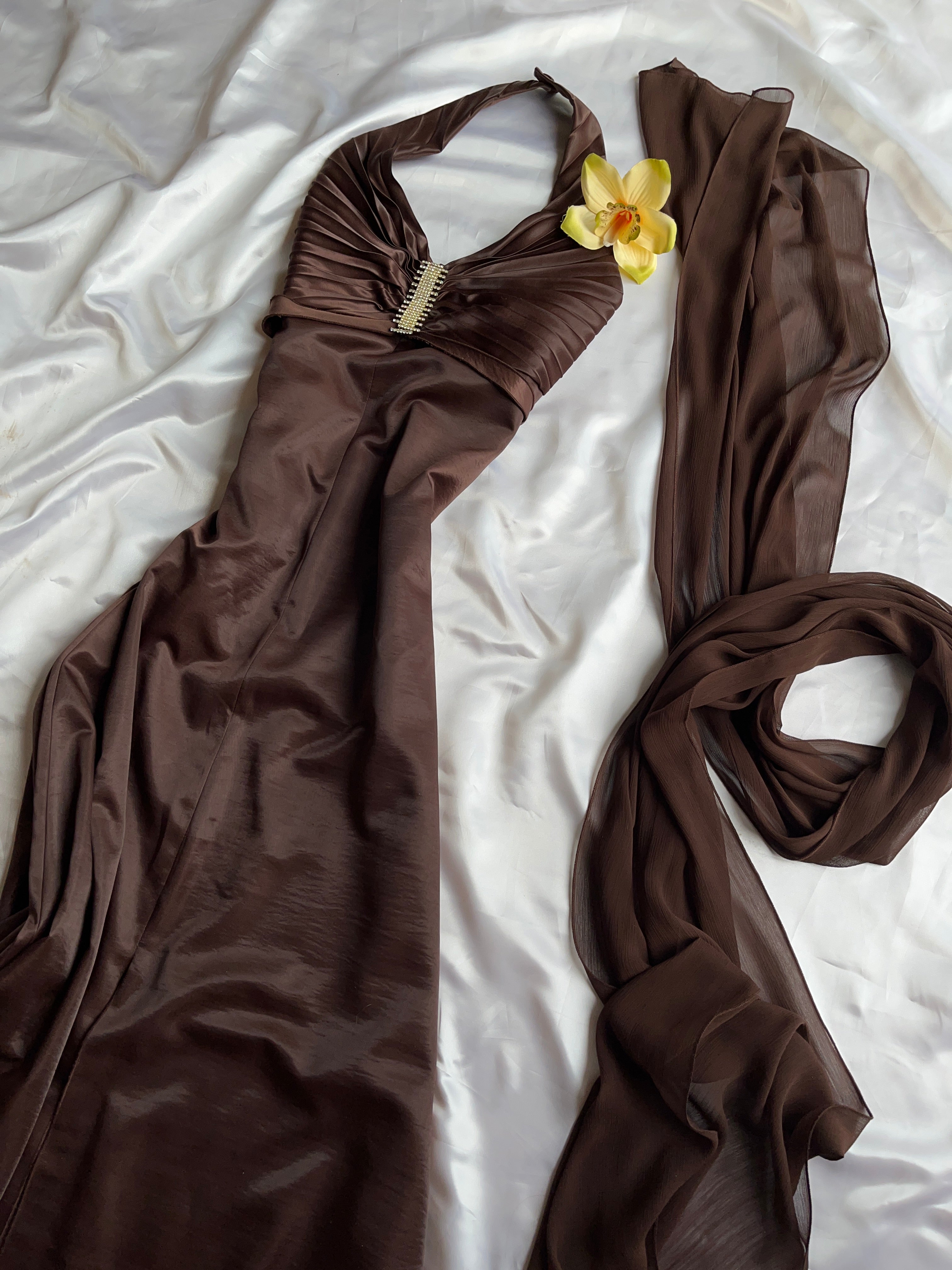 Brown 90s dress with matching brown scarf