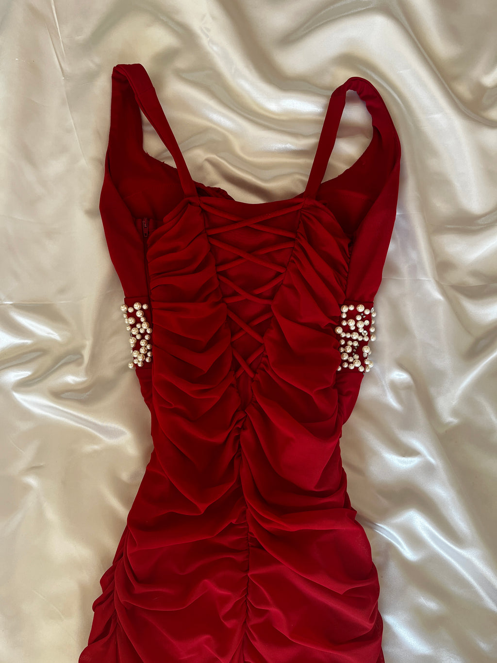 Burgundy Peral formal elegant detailed dress + matching sparkling red purse