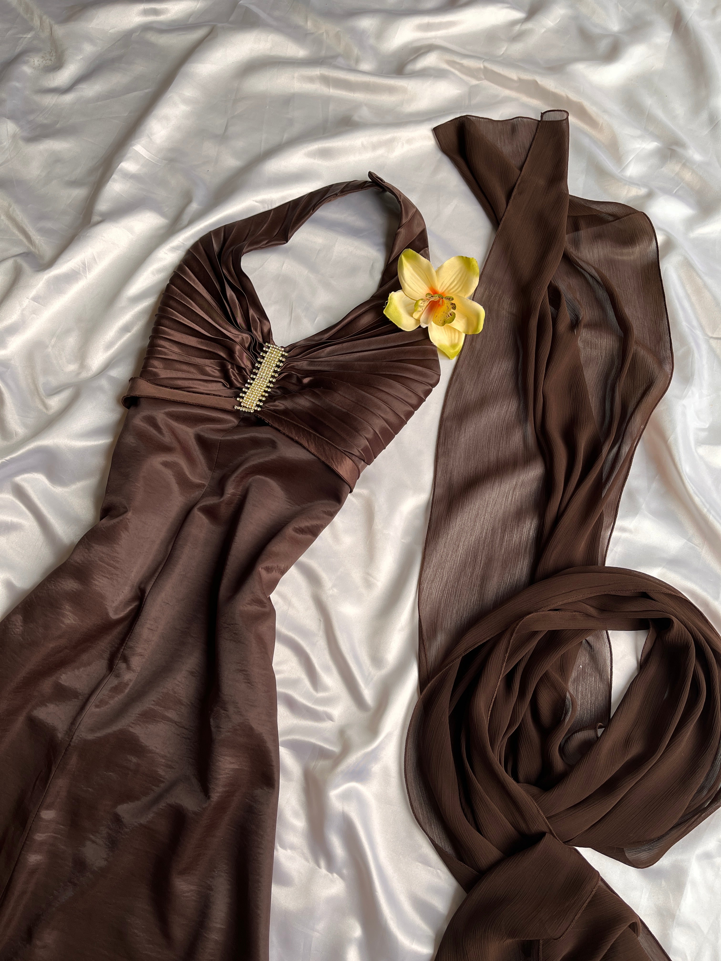 Brown 90s dress with matching brown scarf